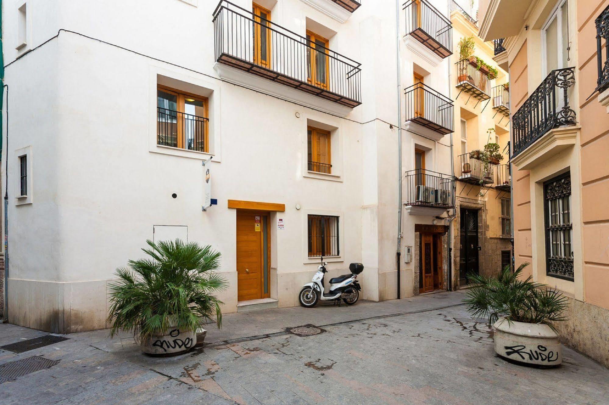 Like Apartments Lonja Valencia Luaran gambar