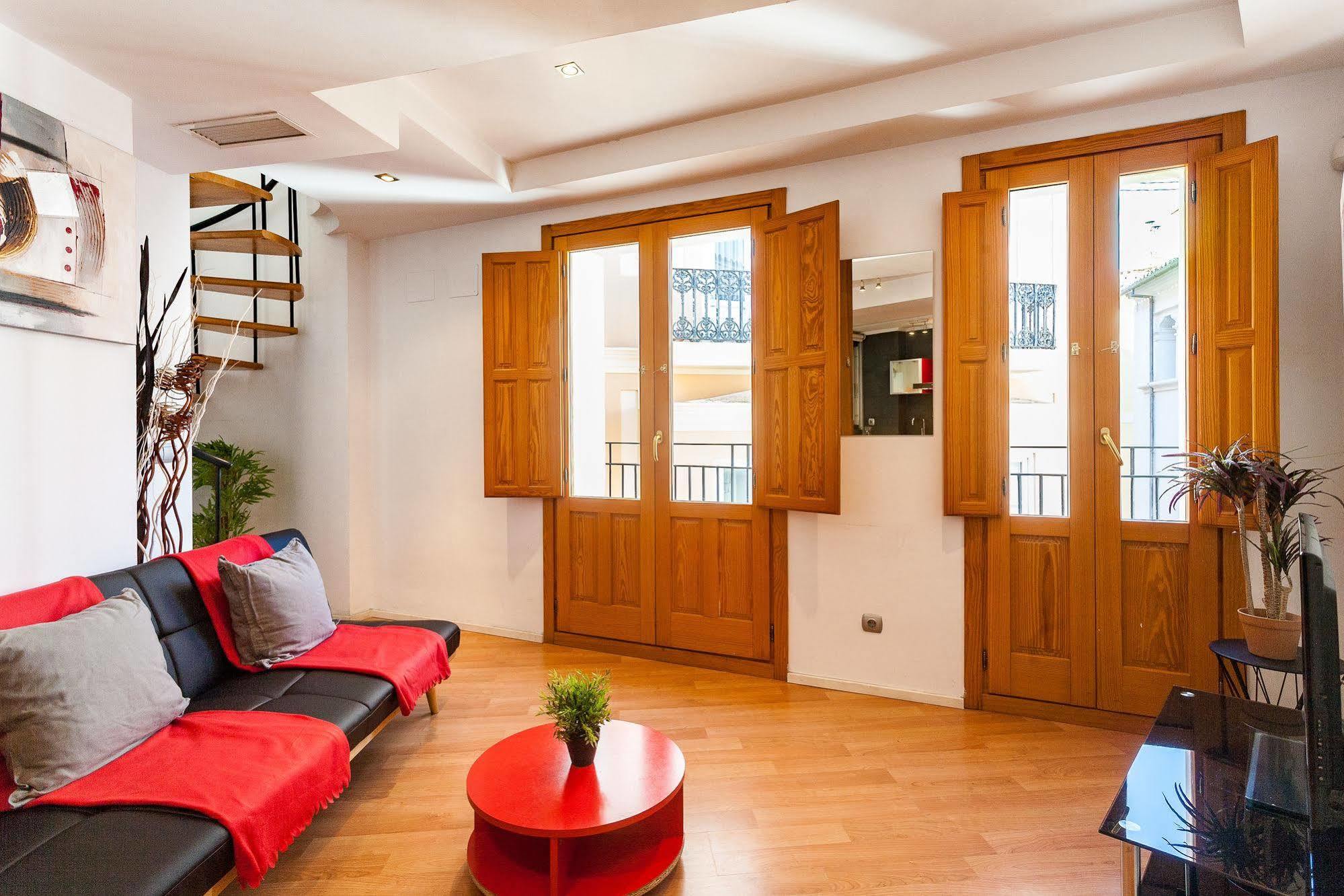 Like Apartments Lonja Valencia Luaran gambar